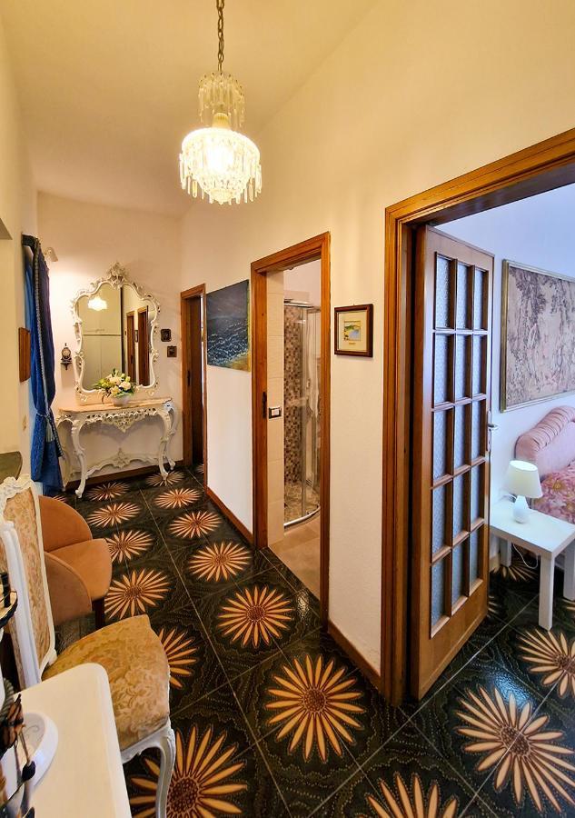Murphy Holiday Homes - Residenza Nadia Ла-Маддалена Екстер'єр фото